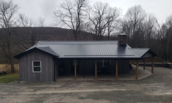 Mill Run Cabaña | LH MOUNTAIN RETREAT - Only 6 mi. to Ohiopyle, whitewater rafting & Fallingwater.