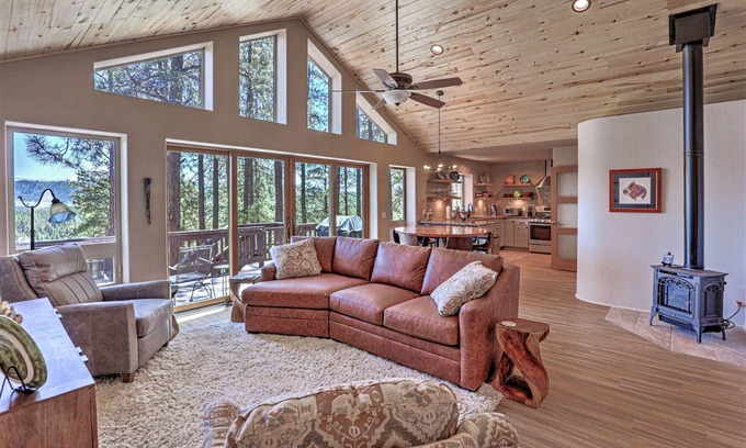 Pagosa Springs Casa | Li'l Piece of Heaven-Stunning Views-Amenities Galore plus A/C-Unwind in Bliss!