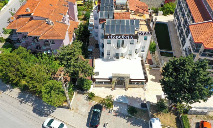 Cesme Complejo | LİZBONİA ÇEŞME OTEL
