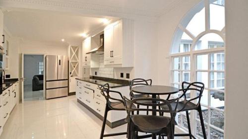 Greater Johannesburg Metropolitan Area Villa | @Liam Cottesmore