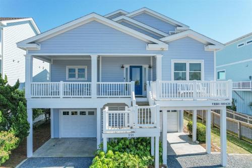 Ocean Isle Beach Casa | License to Chill by Brunswick Vacation Rentals Ocean front with private heated pool