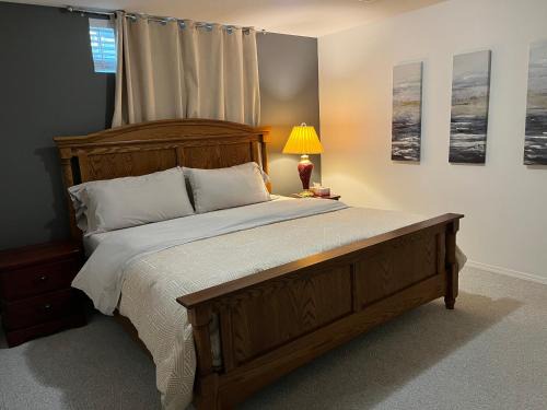 Promontory Casa | Licensed spacious basement suite with one king-size bed