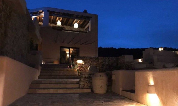 Puerto San Miguel Apartamento | La vida en Ibiza, en el idílico norte de la isla,
