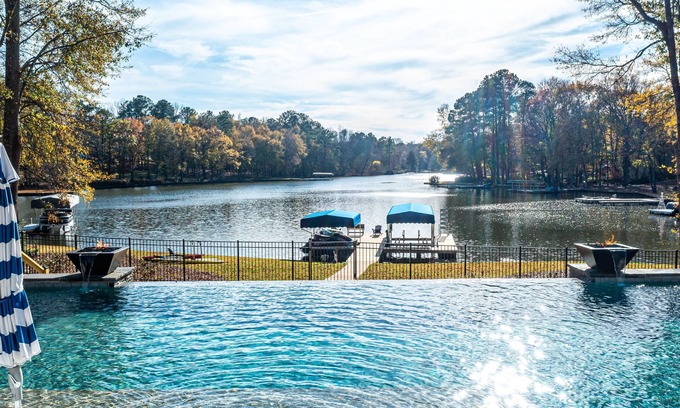 Lake Oconee Casa | Life is but a dream away at Lake Oconee