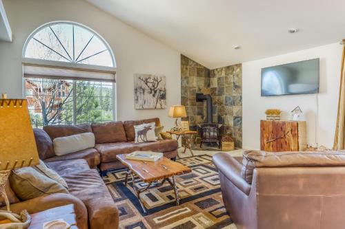 Mountain View Estates Casa | Life on Mt Olympia