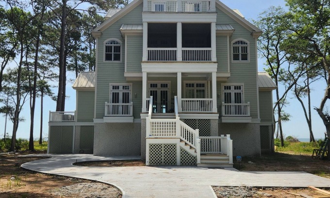Melrose on the Beach Casa | Life's A Beach. An outstanding 5 bedroom home located on a unspoiled island.