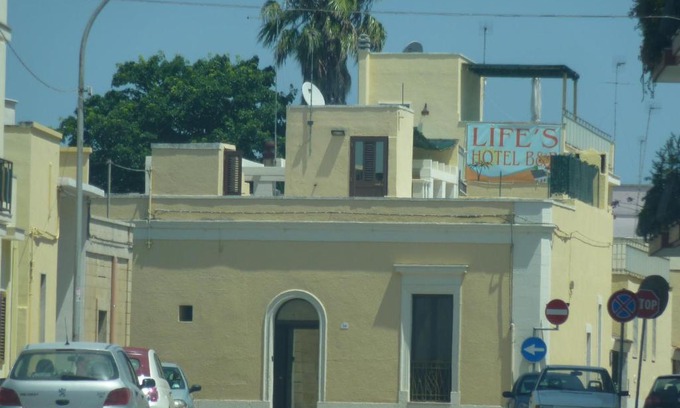Minervino di Lecce Cama Y Desayuno | Life's Hotel B