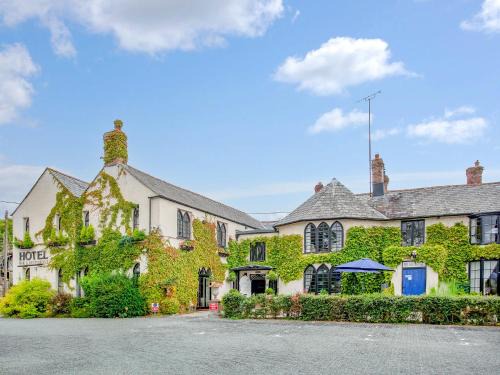 Lifton Casa | Lifton Hall - Sycamore