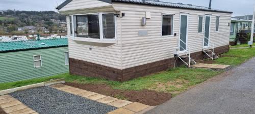Penparcau Apartamento | Light and Airy 2 Bedroom Mobile Home