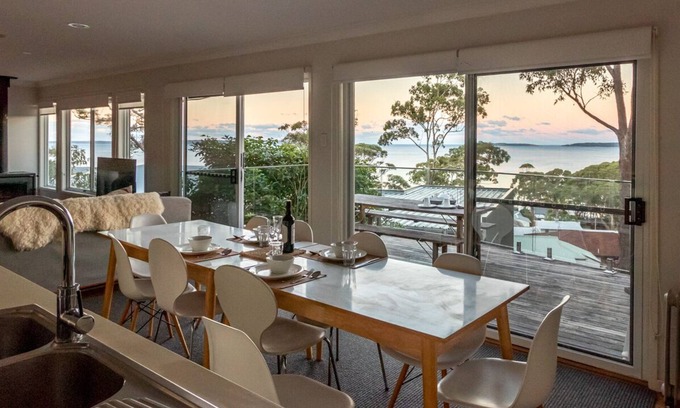 Hyams Beach Casa | Booderee Lodge at Hyams Beach
