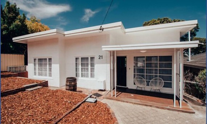Albany Casa | Light and bright 3 bedroom house with harbour views