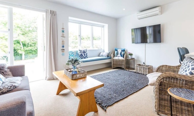 Remuera Casa | Newly Renovated 3 Bedroom Villa in Remuera