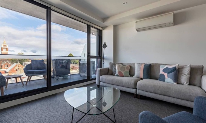 Hawthorn Apartamento | Light Filled Stylish Living in Diverse Hawthorn