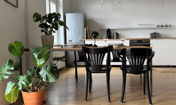 Wuppertal Apartamento | Light-flooded open-plan apartment, high-quality furnishings, great bathroom and balcony