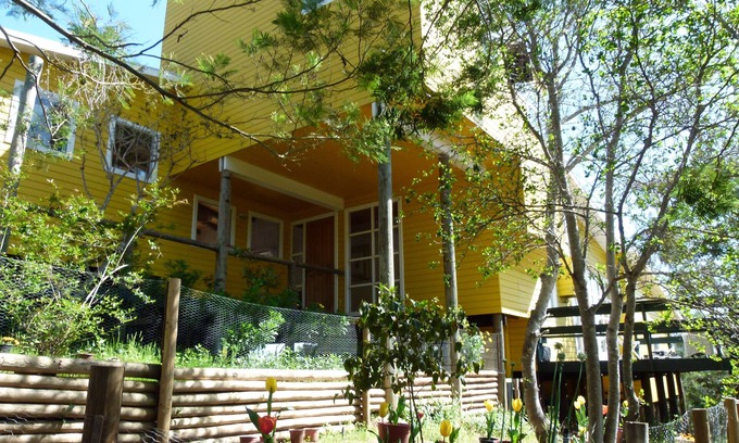 Algarrobo Casa | Light house, Tunquén, fully equipped and beautiful gardens