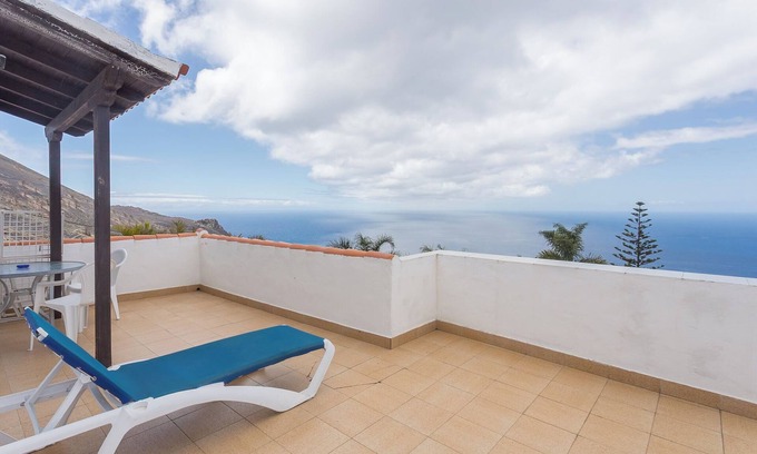 Los Quemados Apartamento | Lightbooking Colon II Fuencaliente vistas al mar 8