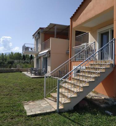 Chiliadou Casa | Lighthouse Apartments