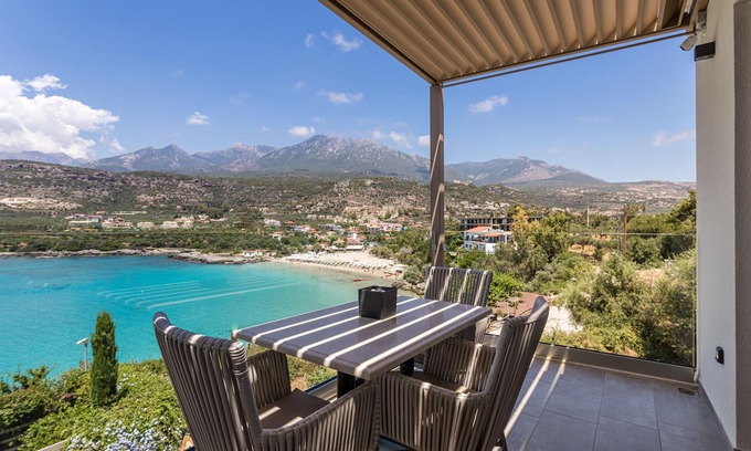Stoupa Apartamento | Lighthouse Apartments