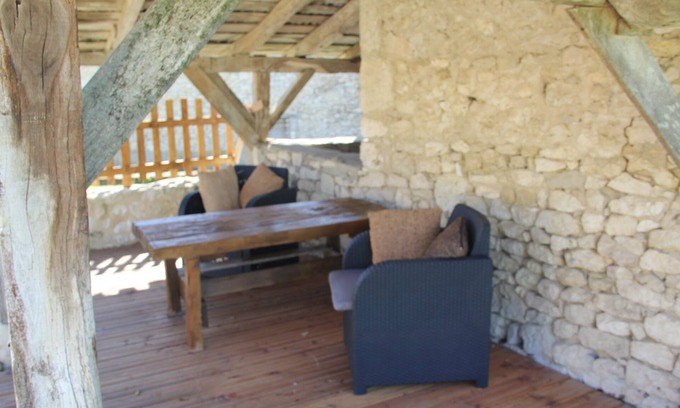 Saint-Quentin-du-Dropt Cabaña | Liguand - Maison de la mere - cabaña de 2 dormitorios en alquiler semanal