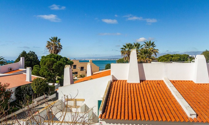 Prainha Apartamento | Liiiving in Algarve Alvor Blue Villa