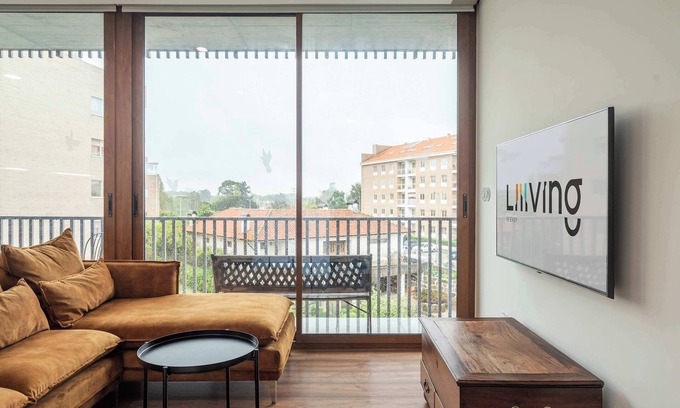 Senhora da Hora Apartamento | Liiiving in Matosinhos - Warm Vintage Apartment