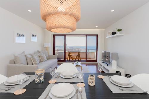 Aldoar Foz do Douro e Nevogilde Apartamento | Liiiving in Matosinhos - Seaside Balcony Apartment
