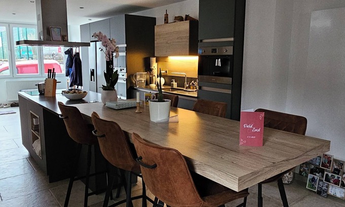 Liege Apartamento | Like at Home: Apartment near the forest with office and terrace