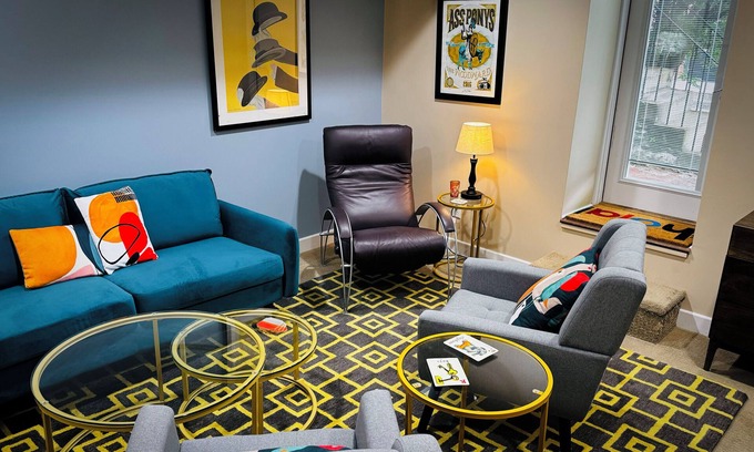 Mount Auburn Condominio | Lil' Gem of Historic Prospect Hill/OTR, Cincy's most coveted neighborhood