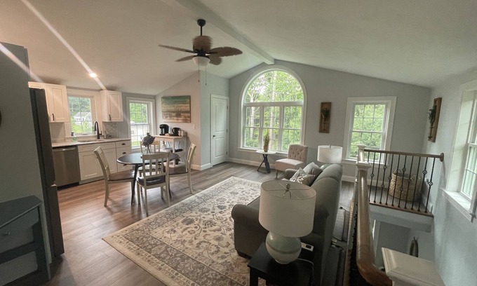 Kingston Apartamento | Lil’ Peace & Tranquility
