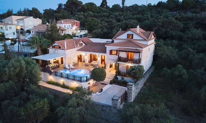 Akrotiri Villa | 'Lila's Luxury Villa' con vistas al mar, piscina privada, jardín, aire acondicionado y Wi-Fi