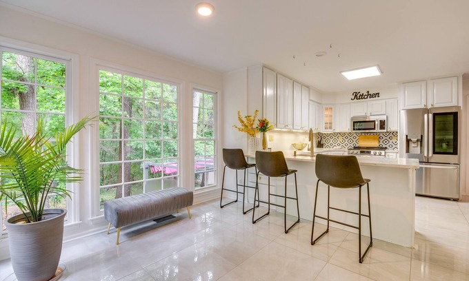 Lilburn Casa | Lilburn Home w/ Deck, 20 Mi to Downtown Atlanta!
