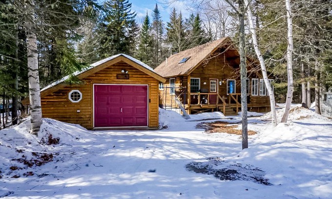 Beaver Cove Casa | Lily Bay Getaway