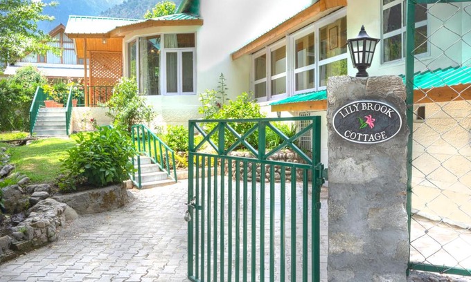 Manali Casa | Lily Brook Cottage