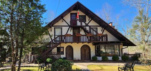 Dahlonega Cabina | Lily Creek Lodge