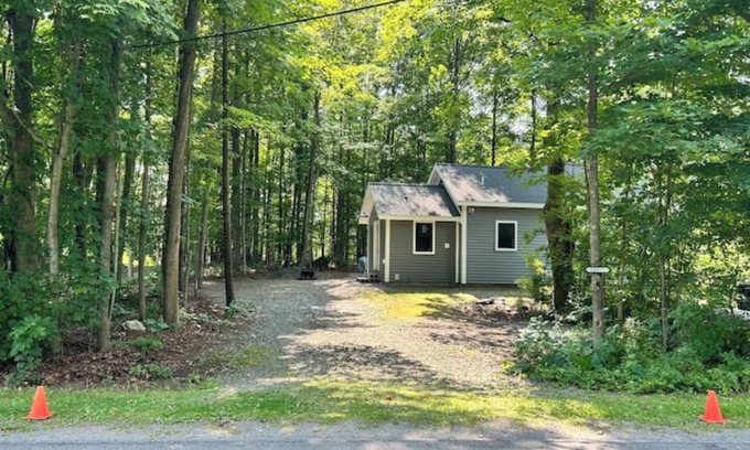 Ithaca Casa | Lily Hill AirBnB