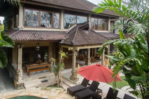 Penestanan Villa | Lily Lane Villas