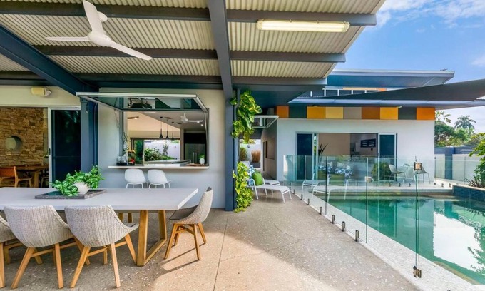 Parap Casa | Lily Pad Retreat - A Luxe Poolside Parap Oasis