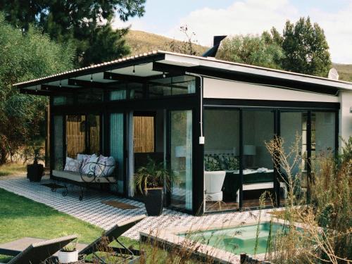 Worcester Casa | Lily Pond