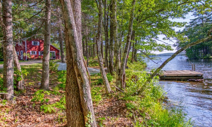 Nobleboro Casa | Lilypad on Damariscotta Lake by Rocky Coast Rentals