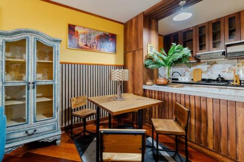 Santiago de Surco Apartamento | Lima Virreinal & primer piso muy acogedor