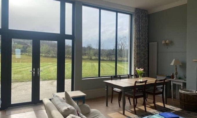 Limavady Casa | Limavady Mountain Views Hot Tub