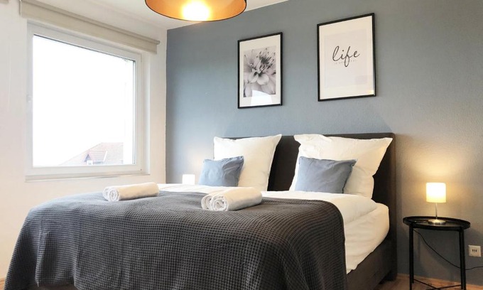 Region Hannover District Apartamento | LIME HOMES: Balkon, Küche, Netflix