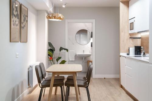 Castanos Apartamento | Limehome Bilbao Tristan de Leguizamon Kalea