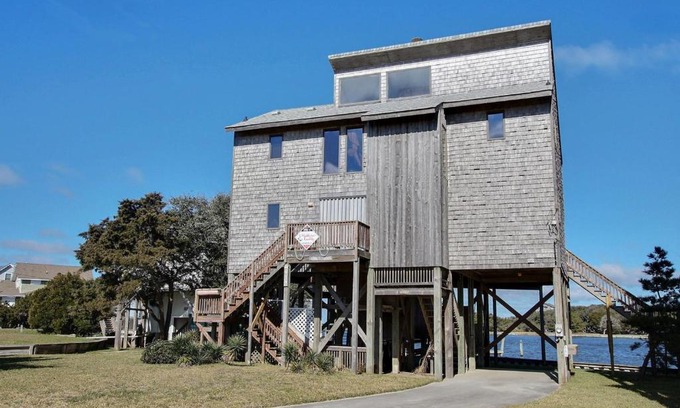 Brigands' Bay Casa | Limey Lookout #292-F
