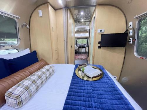 Whitemarsh Island Otro | Limited Edition Airstream Midway Downtown & Beach