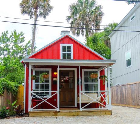 Lincolnville Casa | Lincolville's First Schoolhouse!