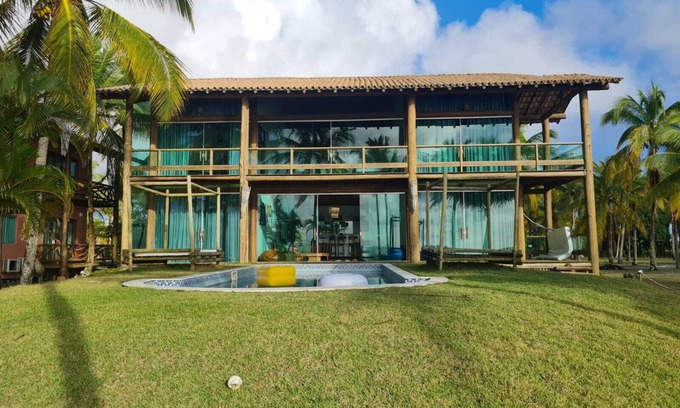 Igrapiuna Casa | Linda Casa de Praia na Exuberante Ilha do Contrato em Frente a Barra Grande BA