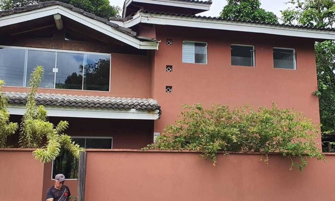 Guarutuba Casa | Linda Casa PÉ NA Areia, Três Suítes, Churrasqueira, Hidromassagem