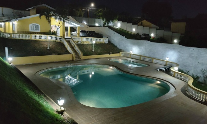 Itatiba Apartamento | Linda Chácara Para Locação em Itatiba