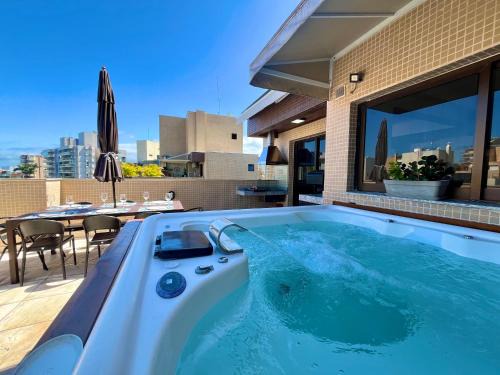 Riviera de Sao Lourenco Apartamento | Linda COBERTURA com Jacuzzi e vista para o Mar